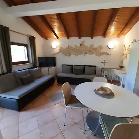 Kuca Broda Holiday home *